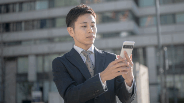 返信の速さ＝仕事力？LINE・電話・メールの正しい“スピード感”とは？